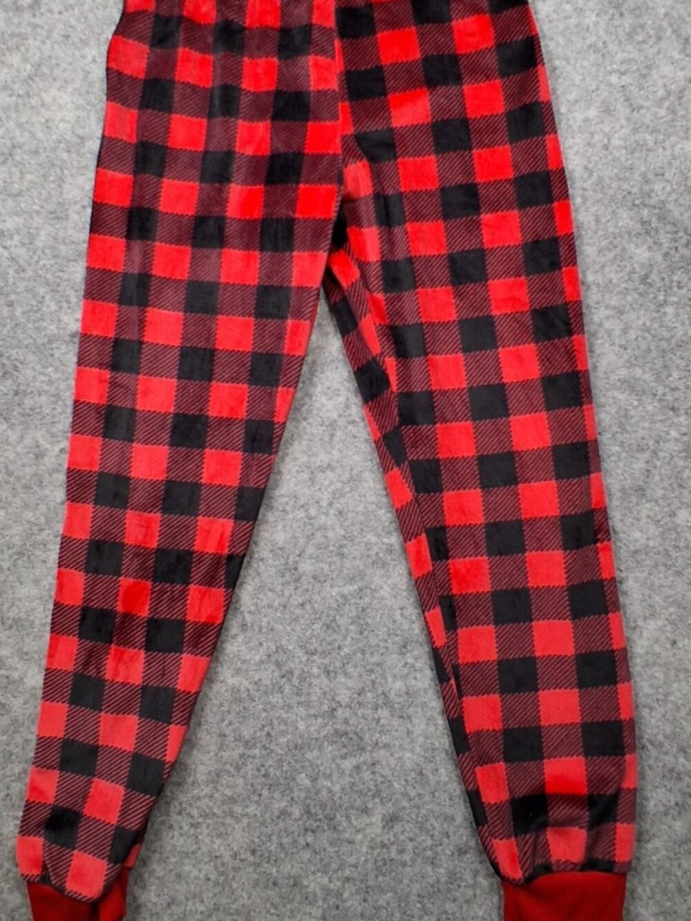 Lola girls pajama bottoms size 6/6x red and black new without tags